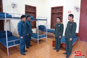 'Khi bộ đội chính quy về cơ sở