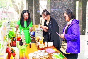 'Gỡ rào cản cho doanh nghiệp khoa học và công nghệ