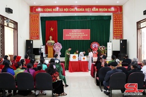 'Ủy ban Bầu cử xã Mai Sơn diễn tập công tác bầu cử tại Khu vực bỏ phiếu số 15