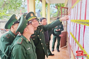 'Cán bộ, chiến sĩ Biên phòng Sơn La hăng hái thực hiện quyền công dân
