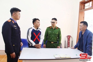 'Bắt quả tang đối tượng vận chuyển trái phép 3 bánh heroine