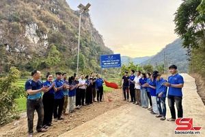 'Dấu ấn màu áo xanh trong Tháng Thanh niên