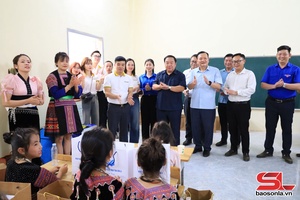 Chung tay thực hiện các công trình an sinh xã hội