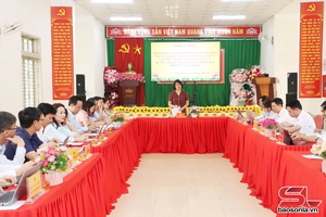 Đoàn giám sát làm việc về công tác bầu cử tại các xã Mường Chanh, Chiềng Mung, Chiềng Mai, Phiêng Cằm, Tạ Khoa