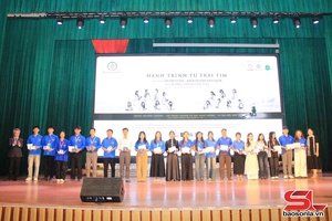 '“Hành trình từ trái tim” đến với Trường Đại học Tây Bắc