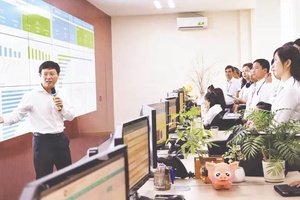 Phát triển đô thị thông minh gắn xây dựng chính quyền số