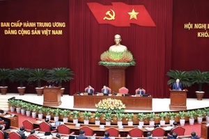 'Hoàn thiện thể chế phát triển đồng bộ, cạnh tranh để tạo đột phá tăng trưởng