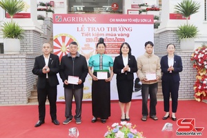 'Đa dạng các sản phẩm tín dụng và dịch vụ ngân hàng phục vụ khu vực nông thôn