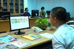 'Không được chèn quảng cáo, hiển thị các liên kết độc hại vào sách giáo khoa điện tử