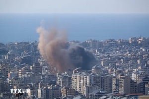 'Trung Đông - Thời luận: Tai bay vạ gió