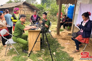 'Đưa định danh số phủ sóng đến những bản làng