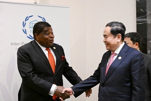 Đại hội đồng IPU-152: Chủ tịch Quốc hội Trần Thanh Mẫn gặp Tổng Thư ký IPU Martin Chungong