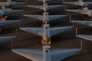 'Xung đột Iran thúc đẩy Mỹ chuyển hướng sang UAV giá rẻ và bom phá boongke