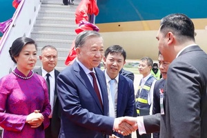 Tổng Bí thư, Chủ tịch nước Tô Lâm và Phu nhân bắt đầu thăm chính thức Vương quốc Thái Lan