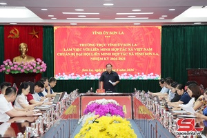 Thường trực Tỉnh uỷ làm việc với Liên minh HTX Việt Nam