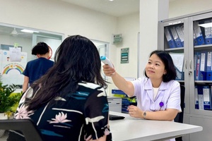 'Triệu chứng ban đầu khi mắc Ebola dễ nhầm với các bệnh do virus khác