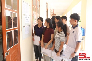 'Thí sinh biên giới khu vực Sốp Cộp tự tin bước vào môn thi Ngữ Văn