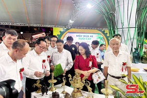 'Khai mạc Hội chợ triển lãm sản phẩm công nghiệp nông thôn năm 2026