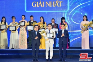 Nhà báo Doãn Thanh Tú giành giải Nhất tại Chung kết Cuộc thi Tiếng hát Người làm báo mở rộng năm 2026