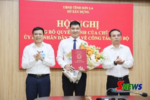 Công bố quyết định điều động, bổ nhiệm Phó Giám đốc Sở Xây dựng
