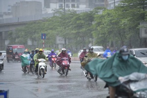 Thời tiết ngày 9/7: Mưa lớn bao trùm vùng núi Bắc Bộ, nguy cơ lũ quét và sạt lở đất