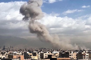 'Nóng trong tuần: Căng thẳng Mỹ - Iran leo thang; Mỹ cấp phép sản xuất Patriot cho Ukraine