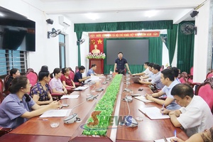'Vận động các hộ dân bàn giao mặt bằng thực hiện Dự án Mở rộng khu dân cư mới phường Quyết Thắng