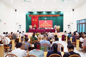 Tổ đại biểu số 07, HĐND tỉnh tiếp xúc cử tri xã Sông Mã