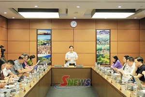 Đoàn đại biểu Quốc hội tỉnh Sơn La thảo luận tổ về các dự thảo luật