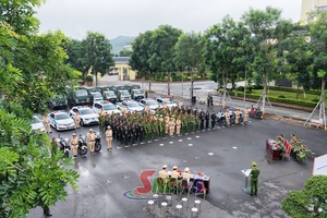 'Công an Sơn La ra quân cao điểm tuyên truyền, kiểm soát trật tự an toàn giao thông