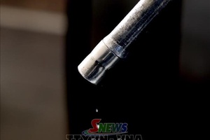 'Giá dầu thế giới cao nhất trong gần một tháng