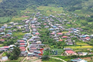 'Những tuyến đường "sáng - xanh- sạch - đẹp" ở Ngọc Chiến