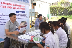 'Ngày hội việc làm, tư vấn hướng nghiệp xã Pắc Ngà