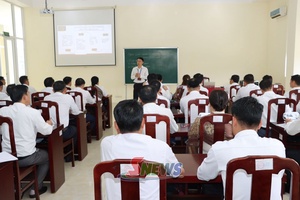'Đào tạo lý luận chính trị, nhịp cầu hữu nghị Việt - Lào