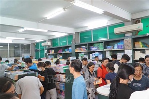 'Điều chuyển để cân đối nguồn cung sách giáo khoa