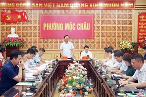 Thứ trưởng Bộ Nông nghiệp và Môi trường làm việc với Ban Đại diện HĐQT Ngân hàng chính sách xã hội tỉnh Sơn La
