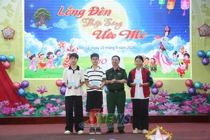 'Chương trình Đêm hội Trăng rằm “Lồng đèn thắp sáng ước mơ”