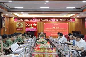 'Sơ kết 5 năm thực hiện tiêu chuẩn “An toàn về an ninh, trật tự”