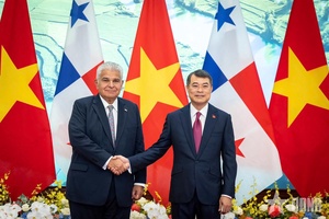 Thủ tướng Lê Minh Hưng hội kiến Tổng thống Cộng hòa Panama