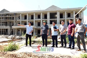 'Tạo nguồn cán bộ kế cận từ thực tiễn