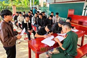 'Khám sơ tuyển 140 công dân trong độ tuổi thực hiện nghĩa vụ quân sự