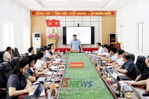 Đồng chí Phó Bí thư Thường trực Tỉnh ủy, Chủ tịch HĐND tỉnh làm việc với Báo và Phát thanh, truyền hình Sơn La