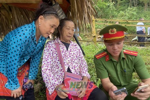 ' Lan tỏa tiện ích số ở vùng cao Suối Tọ