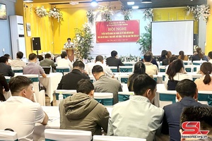 Workshop improves climate change response capacity for State management officials in Moc Chau, Van Ho