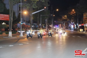 Kriz jias tir tar têx nênhs cxâuv, por hưv pêx xênhv nox Tsiaz têz qơưk njias tov