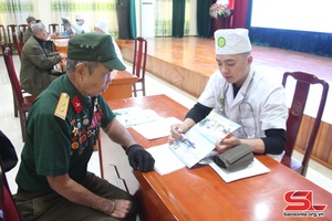 Free examination, medicine, gifts to Agent Orange/dioxin victims