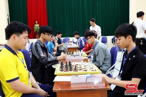 Chess competition at 12th Son La Phu Dong Sports Games