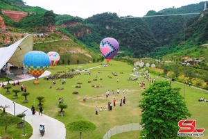 'Moc Chau tourist area gets national status