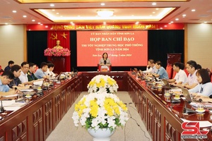 Nhẳn pào tiêng àn, xư mình cuồng ky thi tốt nghiệp THPT pì 2024