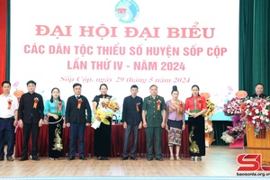 '4th Congress of Ethnic Minorities in Sop Cop district opens